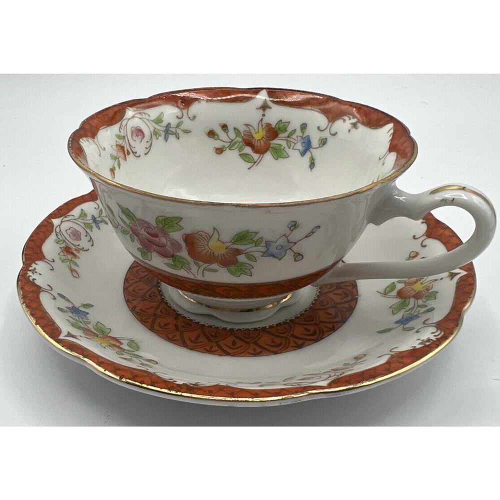 Teacup and Saucer Merit Occupied Japan Hand Painted Slightly Scallop Edge 1946